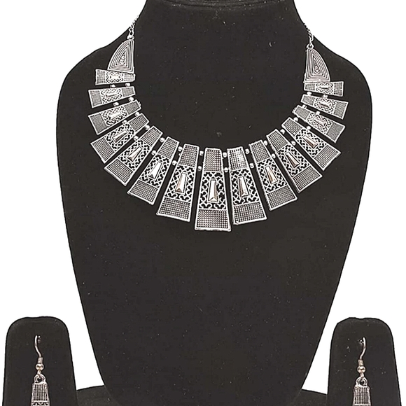 Set - Picture 4 of 4